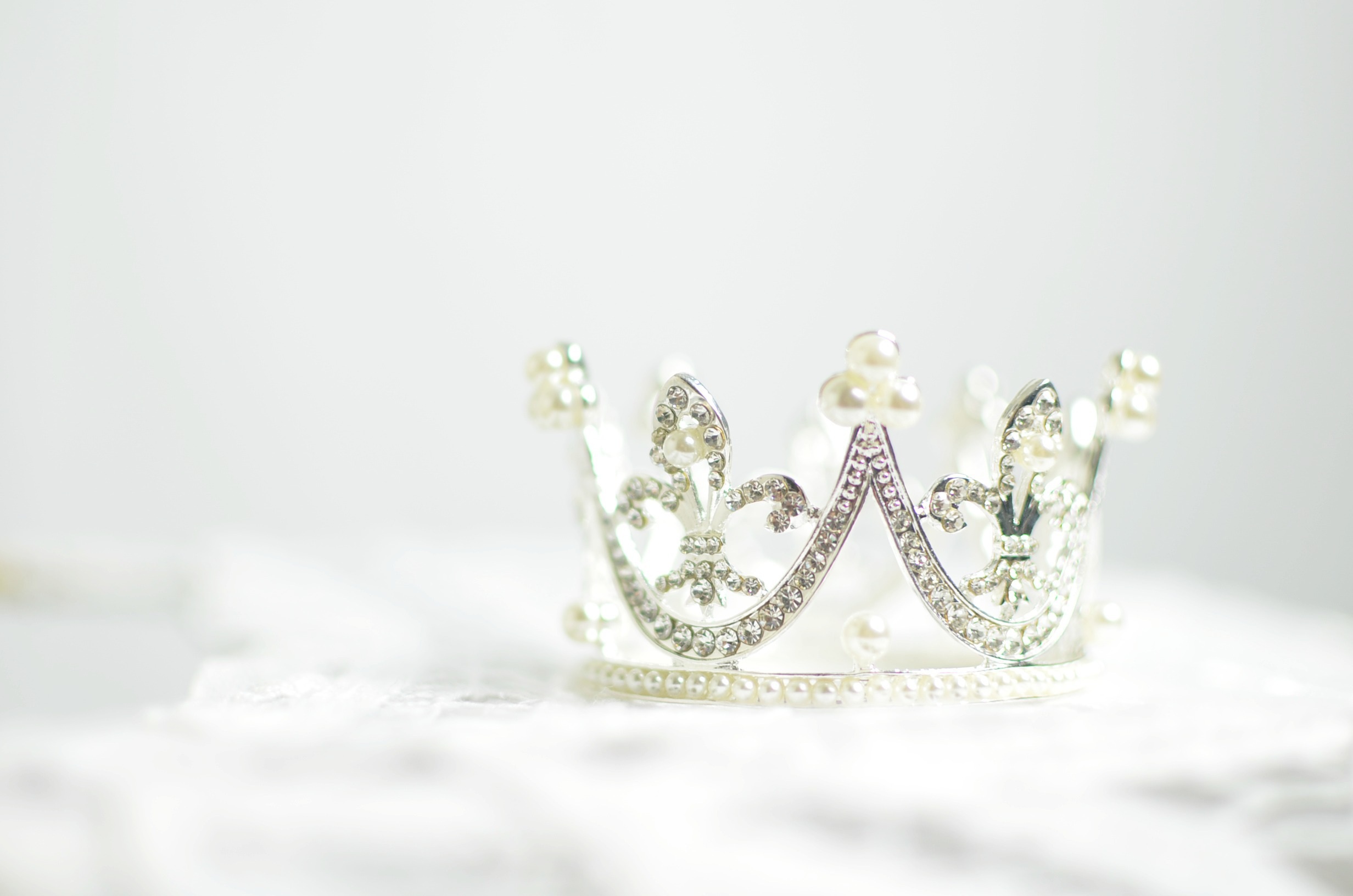 pexels-crown-1866986